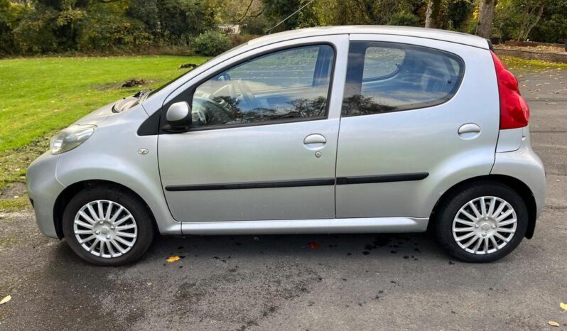 
								2009 PEUGEOT 107 1.0 URBAN 5DR full									