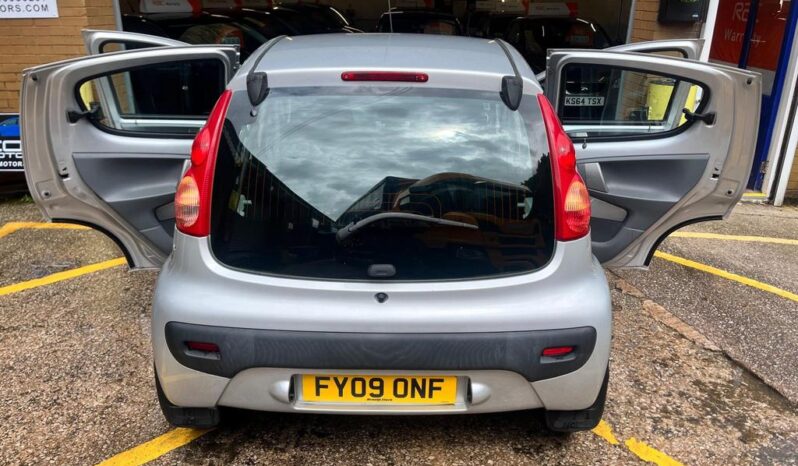 
								2009 PEUGEOT 107 1.0 URBAN 5DR full									