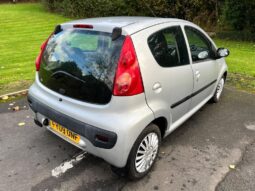 
										2009 PEUGEOT 107 1.0 URBAN 5DR full									