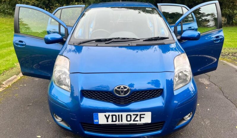 
								2011 TOYOTA YARIS 1.3 VVT-I T SPIRIT full									