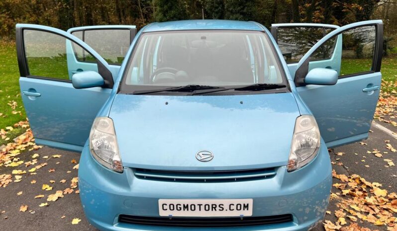 
								2005 DAIHATSU SIRION 1.3 SE 5DR full									