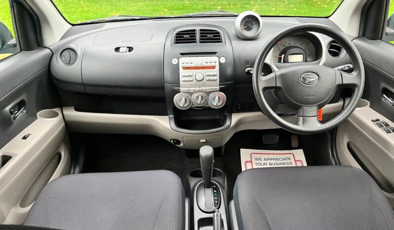 
								2005 DAIHATSU SIRION 1.3 SE 5DR full									