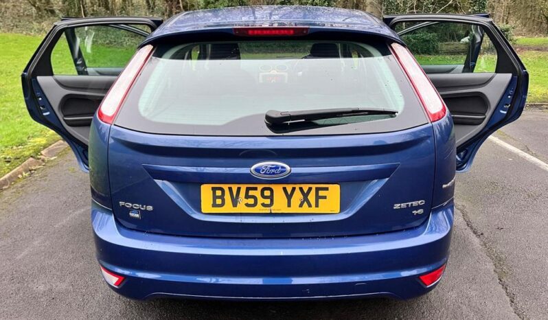 
								2009 FORD FOCUS 1.6 ZETEC 5DR full									