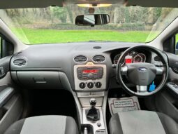 
										2009 FORD FOCUS 1.6 ZETEC 5DR full									