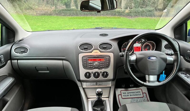 
								2009 FORD FOCUS 1.6 ZETEC 5DR full									