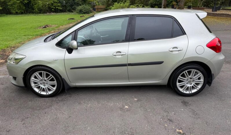 
								2009 TOYOTA AURIS 1.6 SR 5DR full									