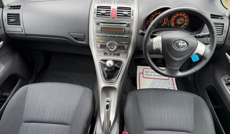 
								2009 TOYOTA AURIS 1.6 SR 5DR full									