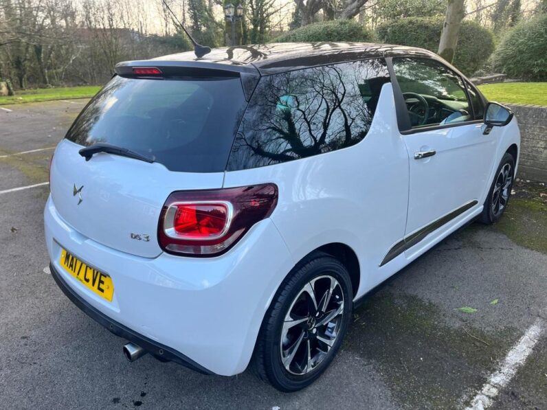 
								2017 DS AUTOMOBILES DS 3 1.2 PureTech Elegance Hatchback 3dr full									