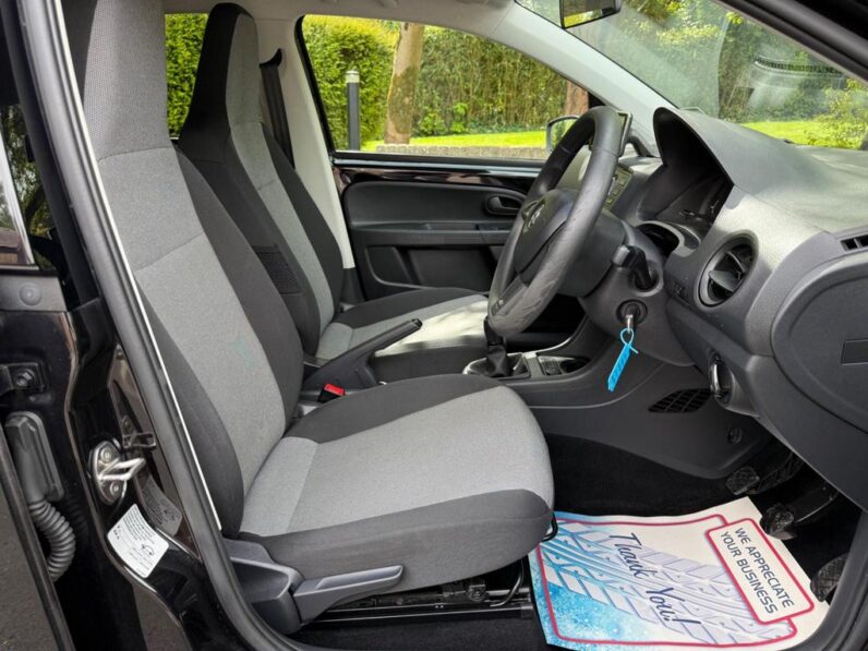 
								2014 Skoda Citigo 1.0 MPI Black Edition Hatchback 5dr full									
