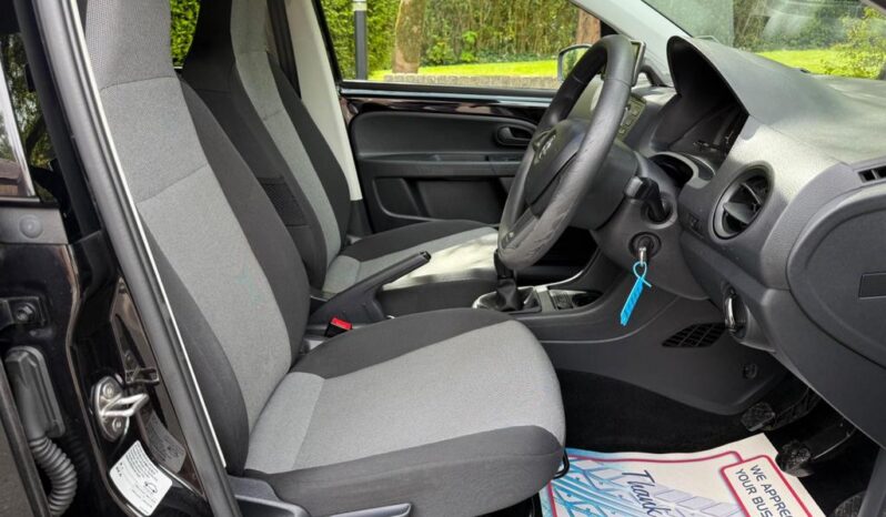 
								2014 Skoda Citigo 1.0 MPI Black Edition Hatchback 5dr full									