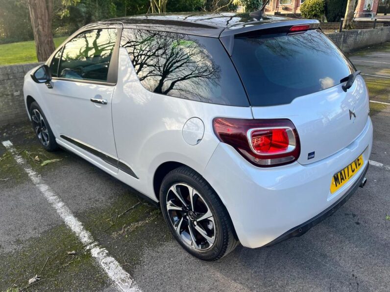 
								2017 DS AUTOMOBILES DS 3 1.2 PureTech Elegance Hatchback 3dr full									