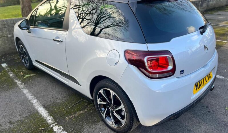 
								2017 DS AUTOMOBILES DS 3 1.2 PureTech Elegance Hatchback 3dr full									