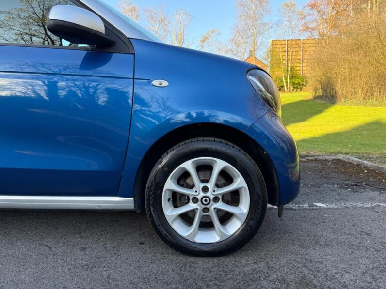 
								2018 Smart forfour 1.0 Passion Hatchback 5dr full									