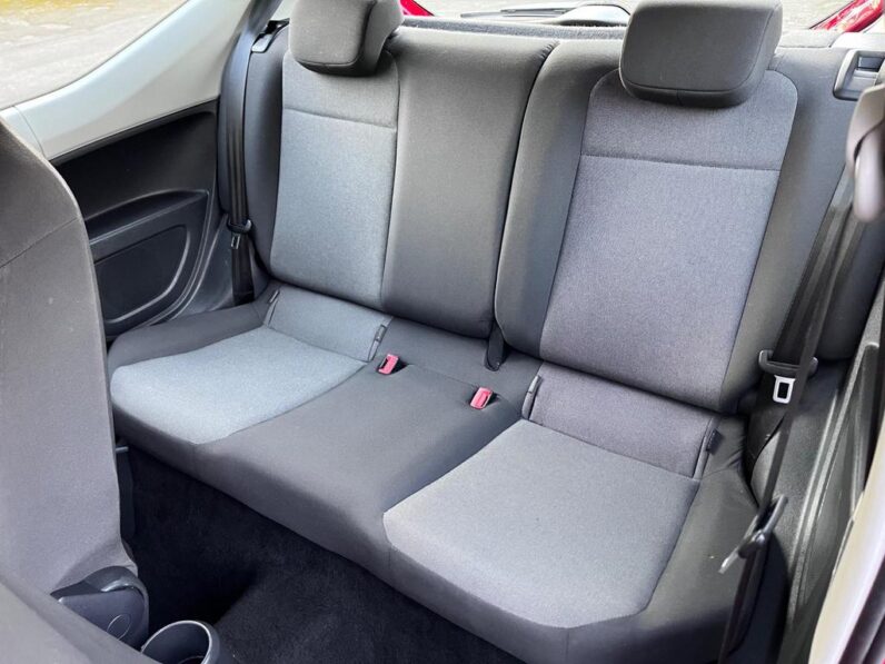 
								2015 Volkswagen up! 1.0 Move up! Hatchback 3dr full									