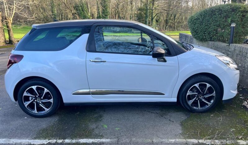 
								2017 DS AUTOMOBILES DS 3 1.2 PureTech Elegance Hatchback 3dr full									