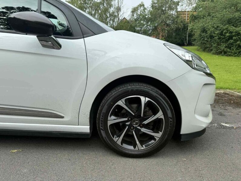 2017 DS AUTOMOBILES DS 3 1.2 PureTech Elegance Hatchback 3dr