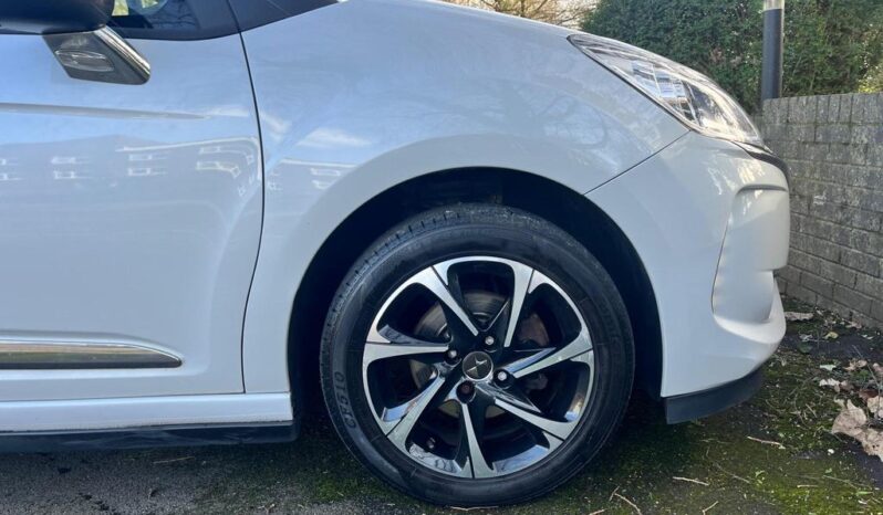 
								2017 DS AUTOMOBILES DS 3 1.2 PureTech Elegance Hatchback 3dr full									