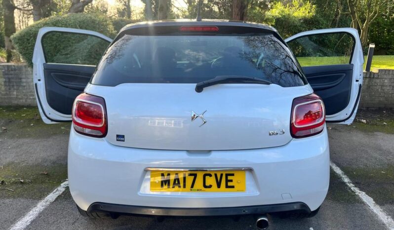 
								2017 DS AUTOMOBILES DS 3 1.2 PureTech Elegance Hatchback 3dr full									