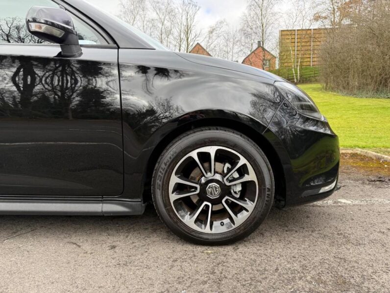 
								2015 MG MG3 1.5 VTi-TECH 3Style Hatchback 5dr full									
