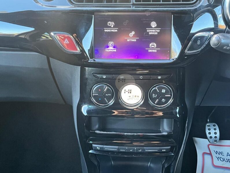 
								2017 DS AUTOMOBILES DS 3 1.2 PureTech Elegance Hatchback 3dr full									