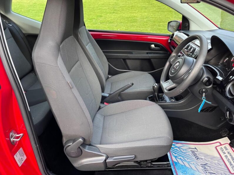 
								2015 Volkswagen up! 1.0 Move up! Hatchback 3dr full									