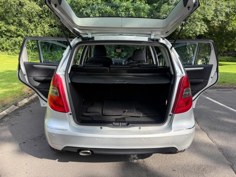 2011 Mercedes-Benz A180 2.0 CDI Avantgarde Hatchback