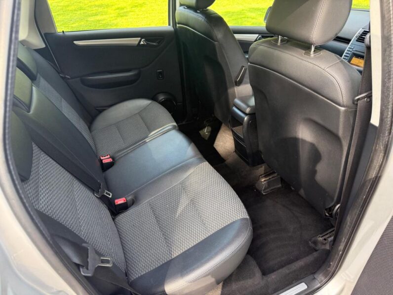 2011 Mercedes-Benz A180 2.0 CDI Avantgarde Hatchback