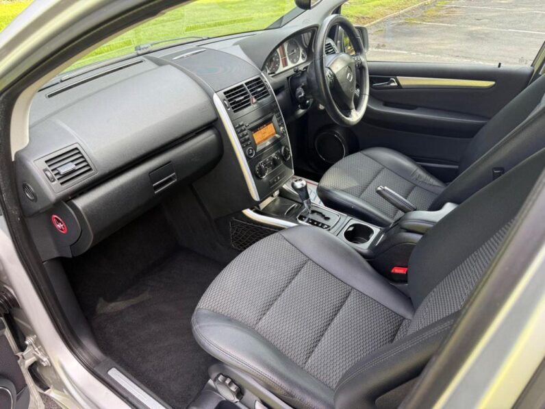 2011 Mercedes-Benz A180 2.0 CDI Avantgarde Hatchback