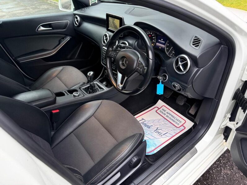 2014 Mercedes-Benz A-class SE 1.6 Hatchback