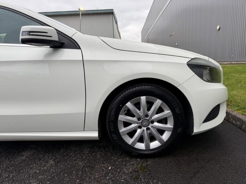 2014 Mercedes-Benz A-class SE 1.6 Hatchback