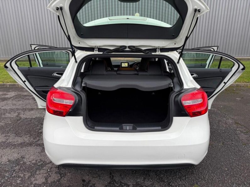 2014 Mercedes-Benz A-class SE 1.6 Hatchback