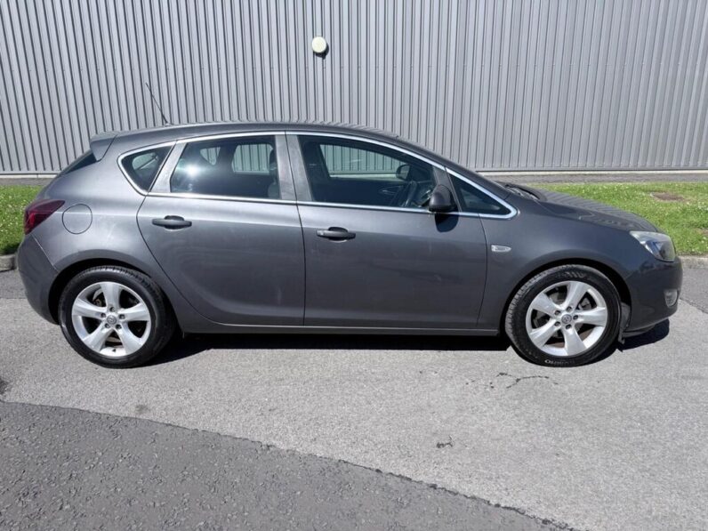 2011 Vauxhall Astra 2.0 CDTI SRI 5Dr Hatchback