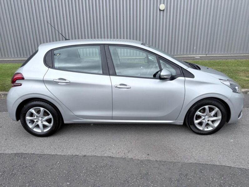 2016 Peugeot 208 1.6 Active HDi 5Dr Hatchback