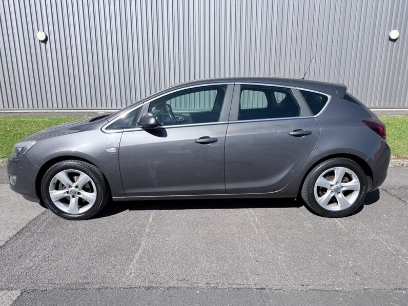 2011 Vauxhall Astra 2.0 CDTI SRI 5Dr Hatchback