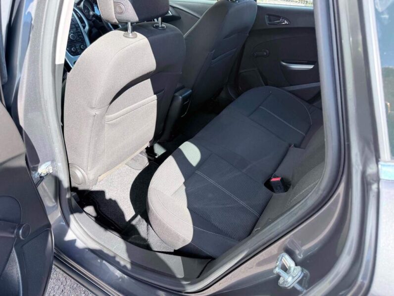 2011 Vauxhall Astra 2.0 CDTI SRI 5Dr Hatchback