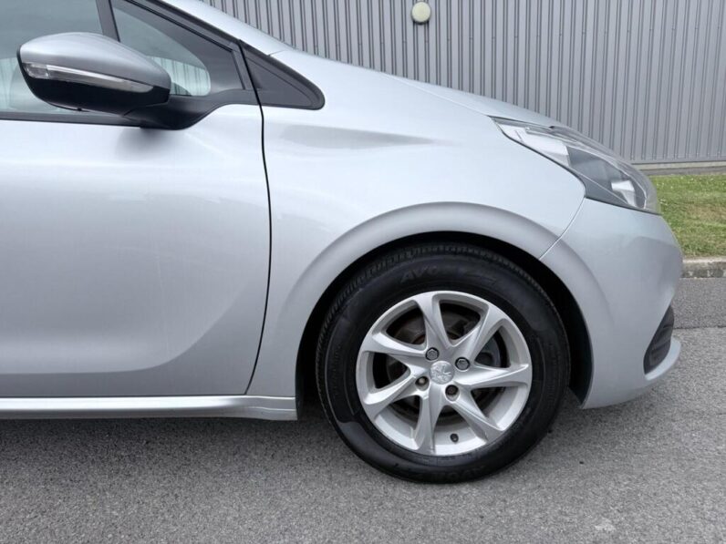 2016 Peugeot 208 1.6 Active HDi 5Dr Hatchback