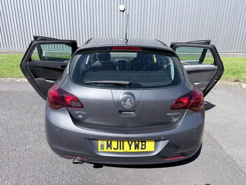 2011 Vauxhall Astra 2.0 CDTI SRI 5Dr Hatchback